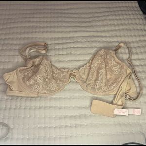 Victoria’s Secret online Demi 36C